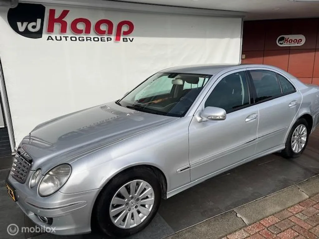 Mercedes-Benz E-Klasse (2006) — foto 1