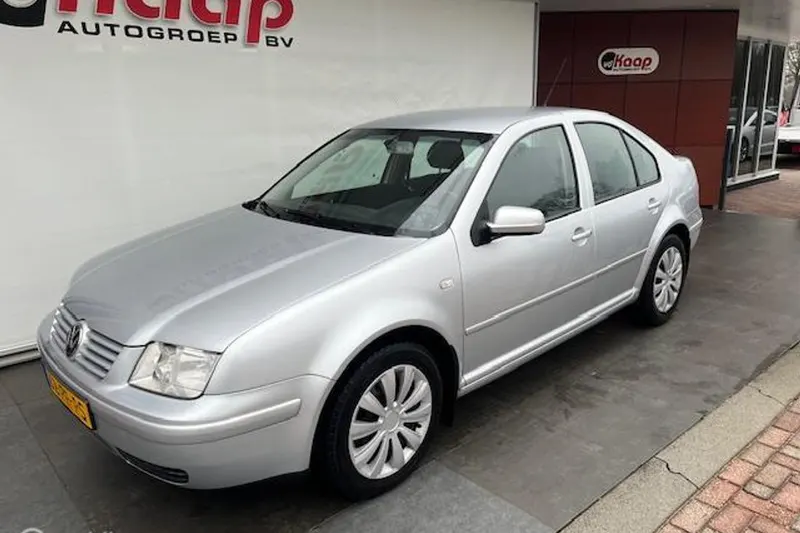 Volkswagen Bora (2004)