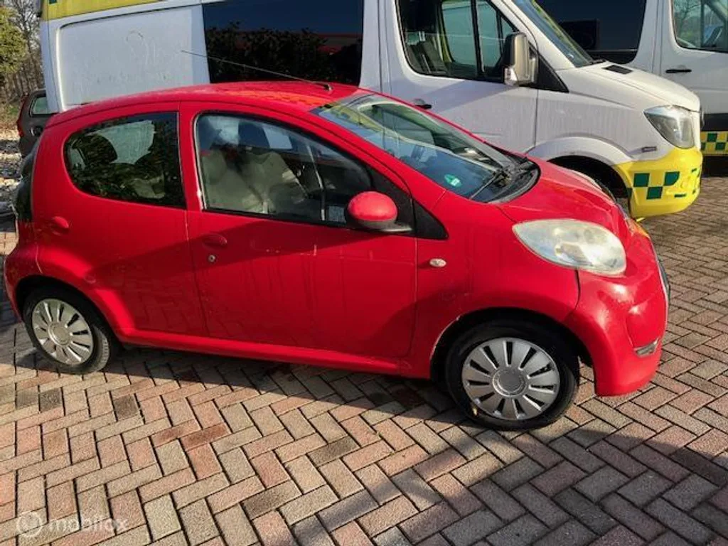 Citroën C1 (2010) — foto 1