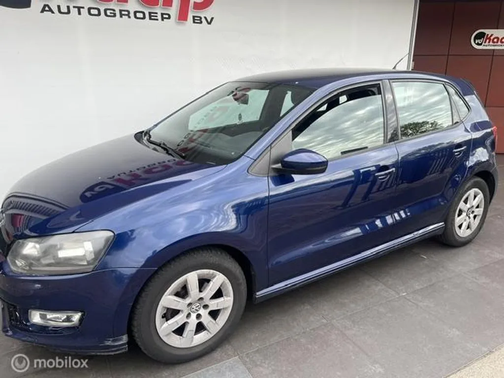 Volkswagen Polo (2011) — foto 1