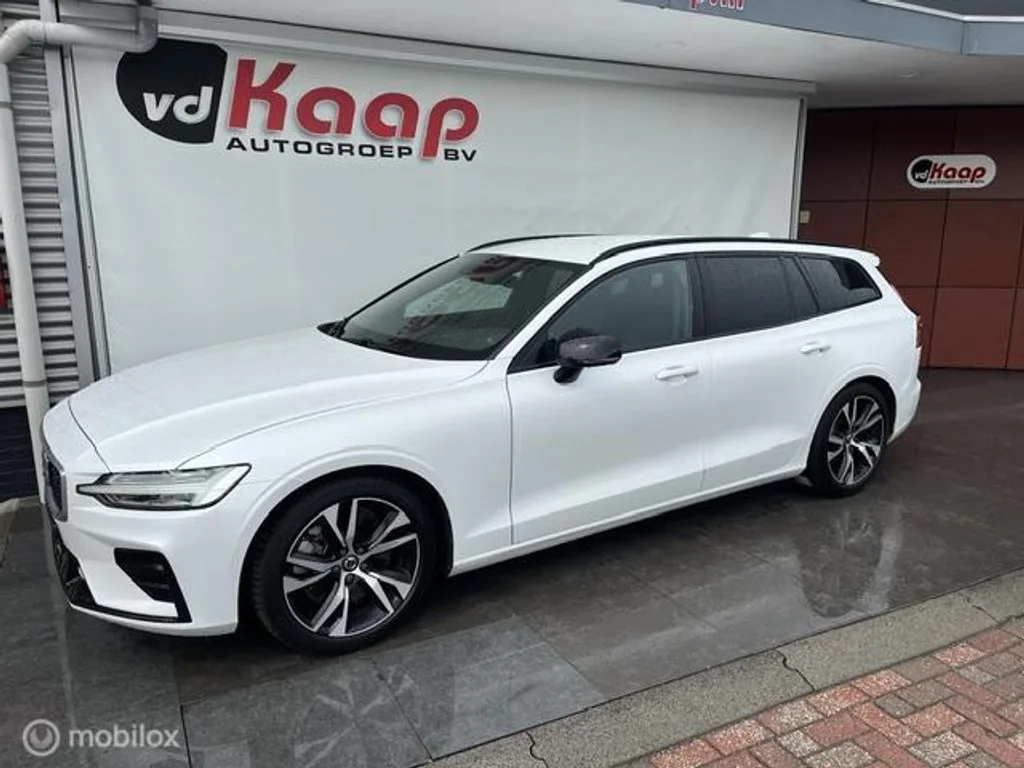 Volvo V60 (2019) — foto 1