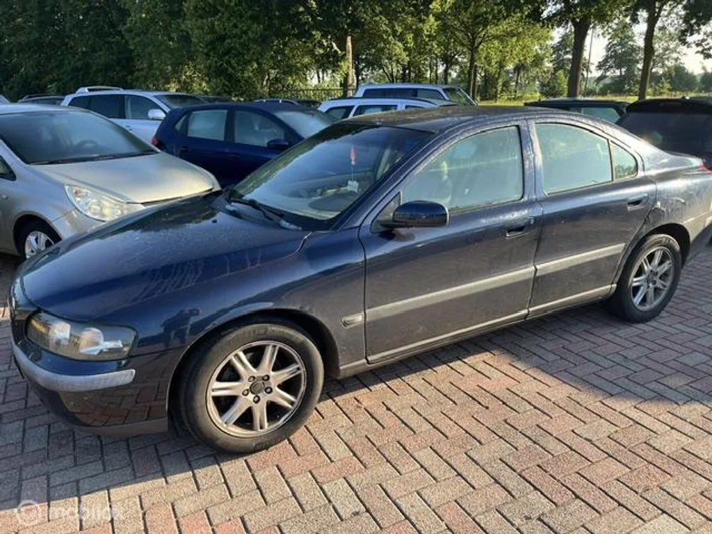 Volvo S60 (2003) — foto 1