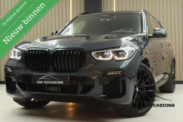 BMW X5 (2021) — foto 1