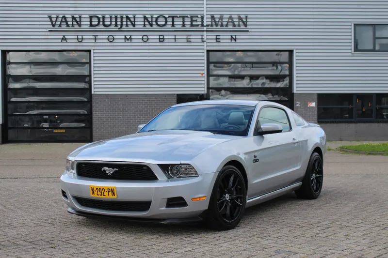 Ford Mustang (2011)