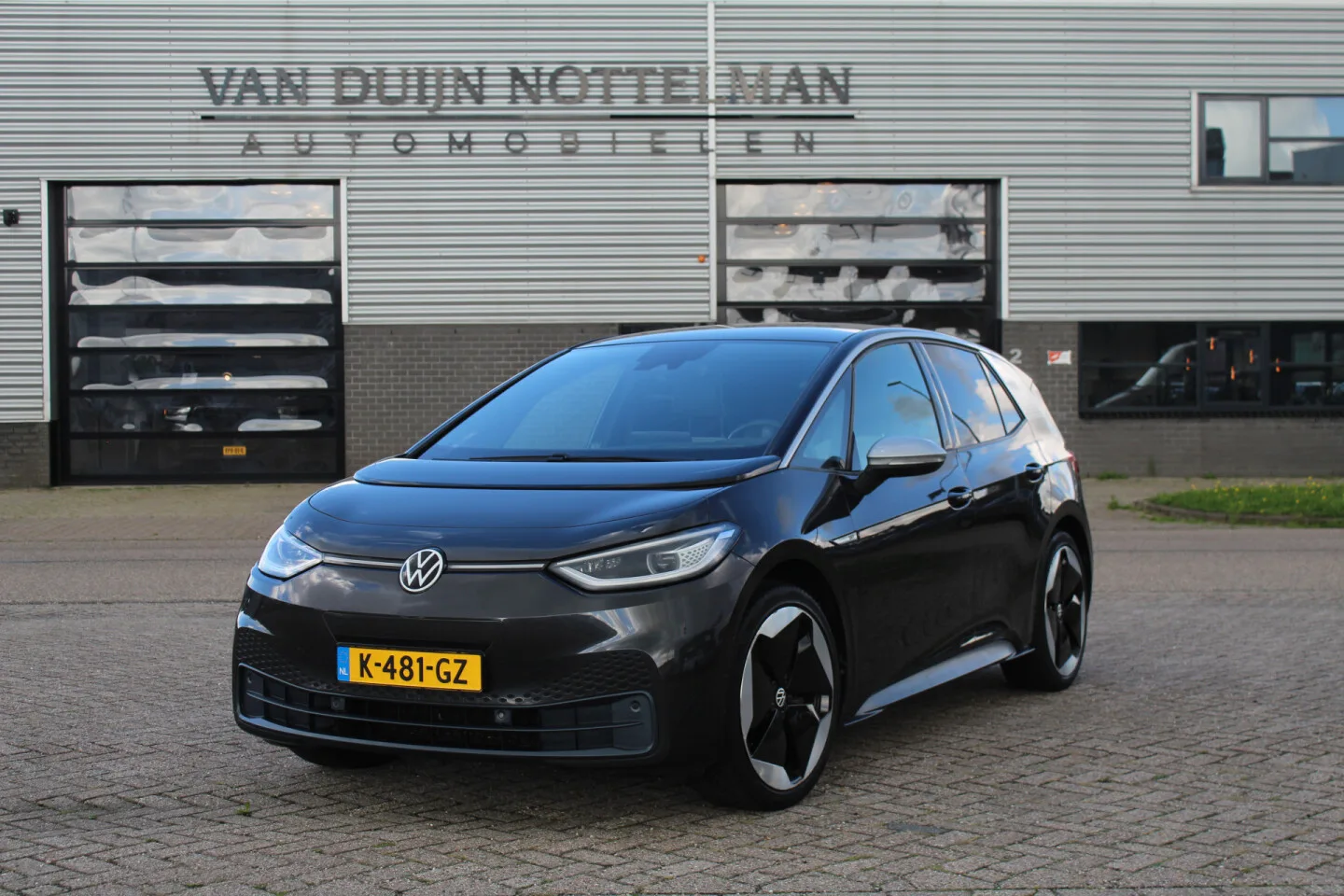 Volkswagen ID.3 (2020) — foto 1