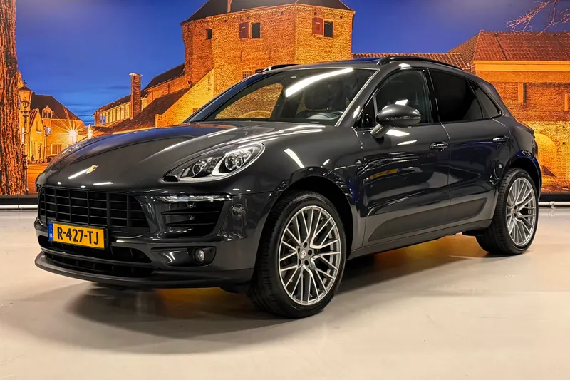 Porsche Macan (2018)