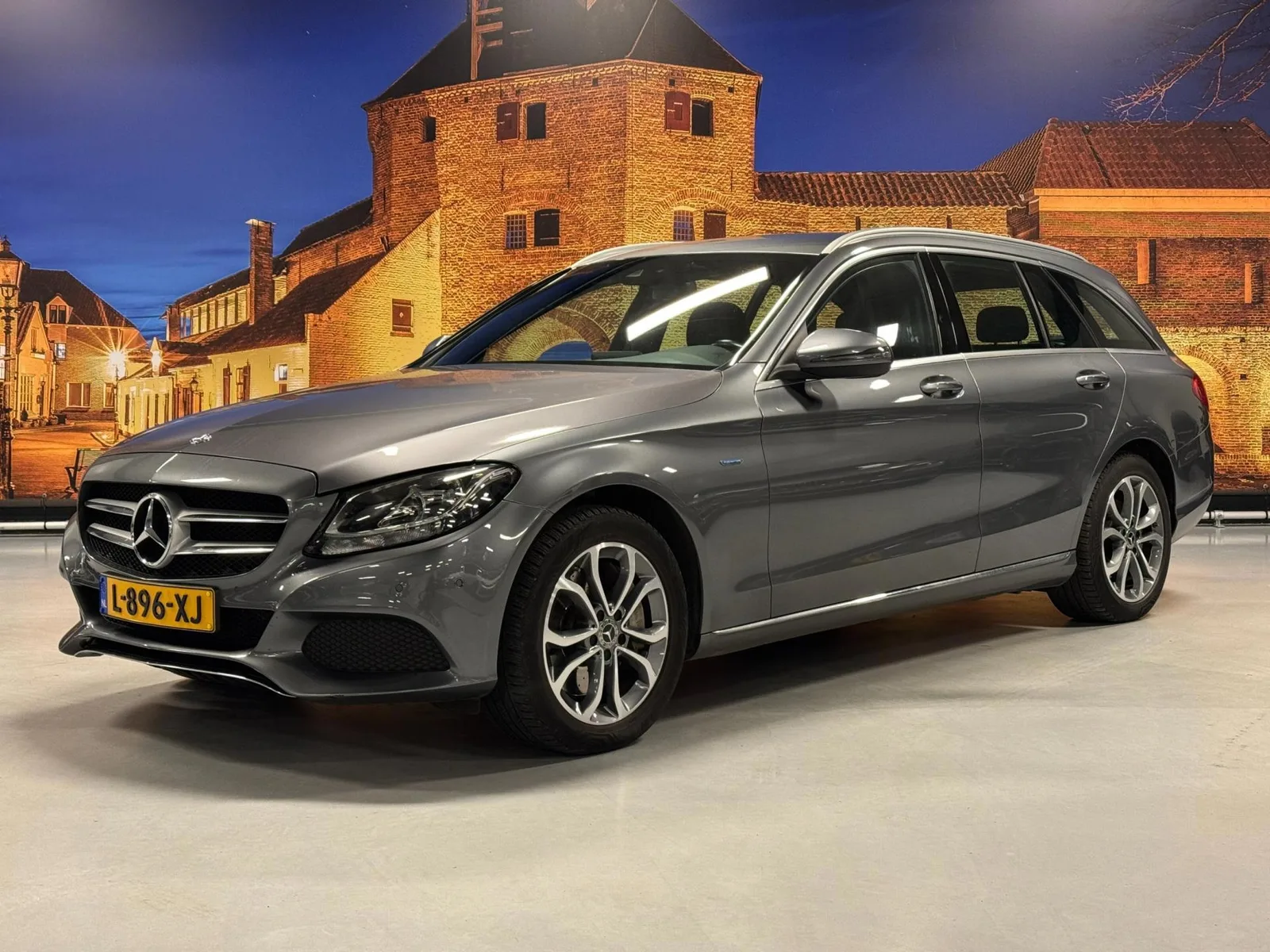 Mercedes-Benz C-Klasse (2017) — foto 1