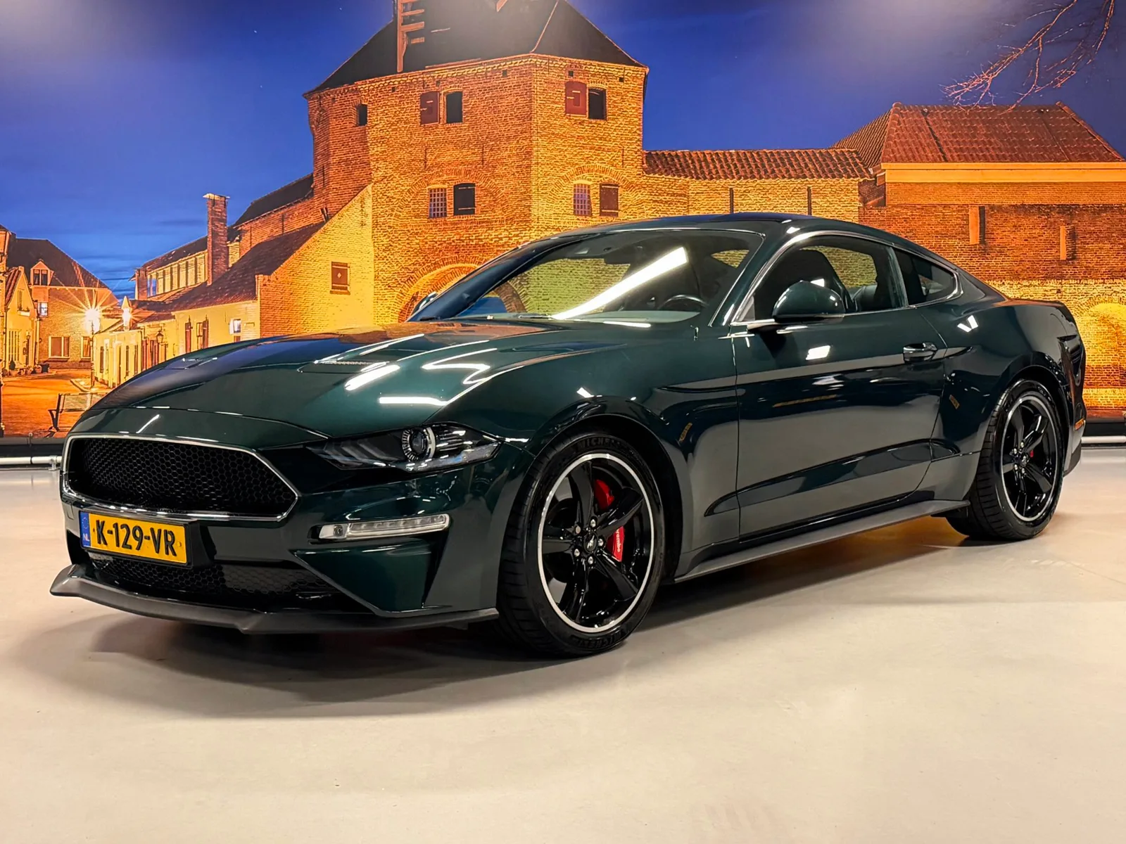 Ford Mustang (2019) — foto 1