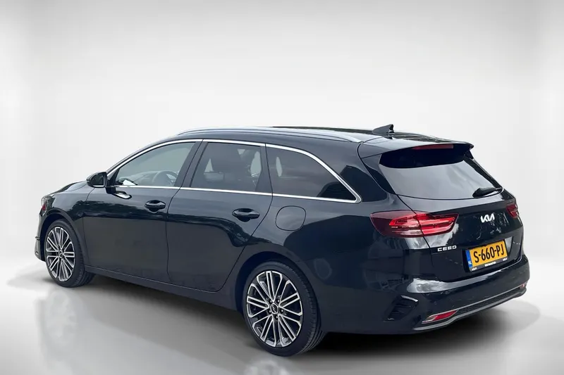 Kia Ceed (2023)