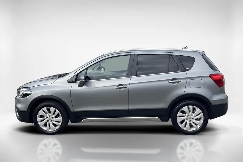 Suzuki S-Cross (2021)
