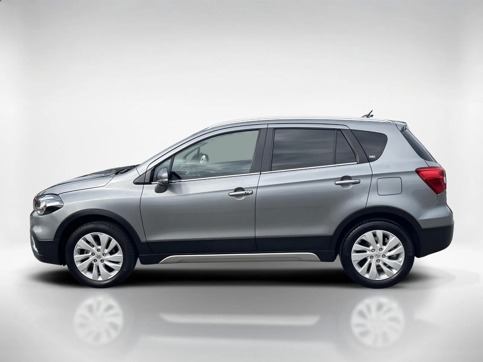 Suzuki S-Cross (2021) — foto 1