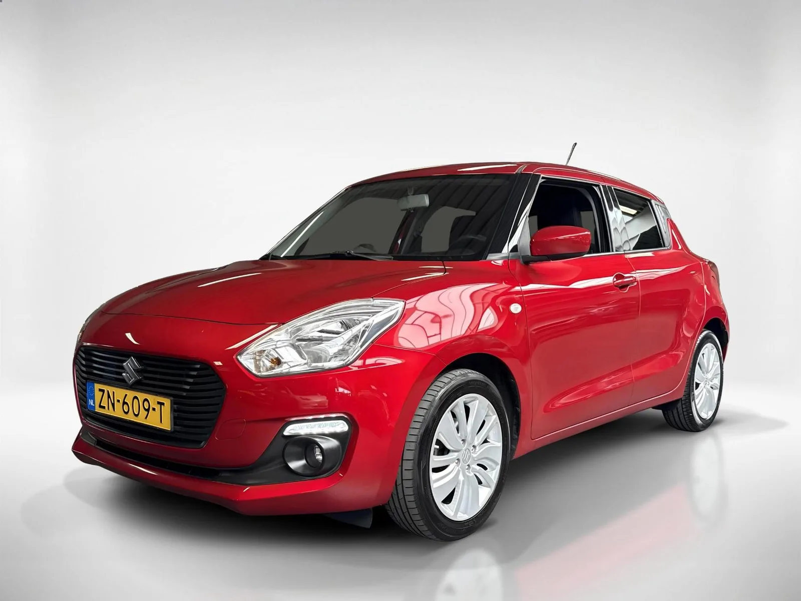 Suzuki Swift (2019) — foto 1
