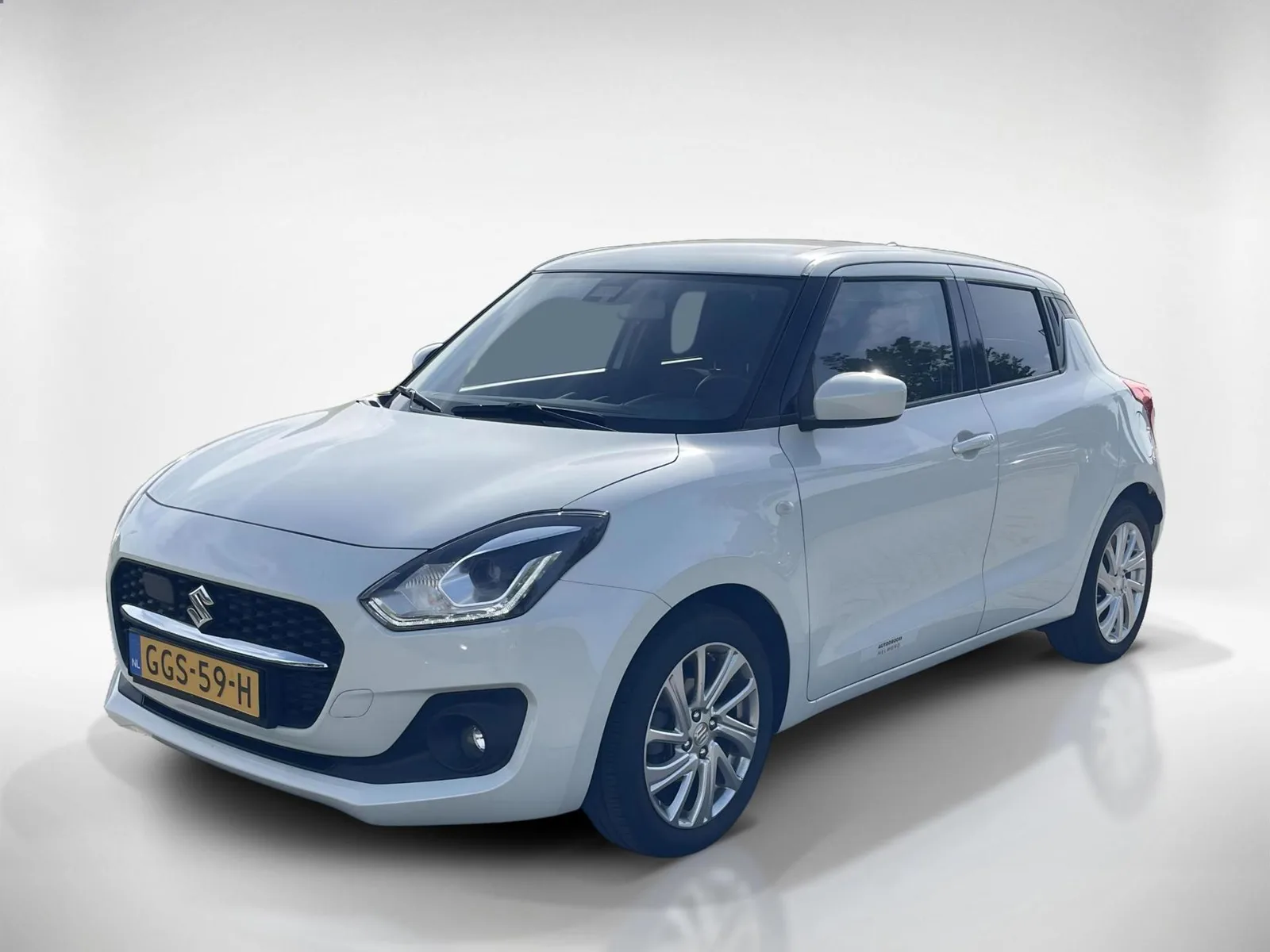 Suzuki Swift (2024) — foto 1