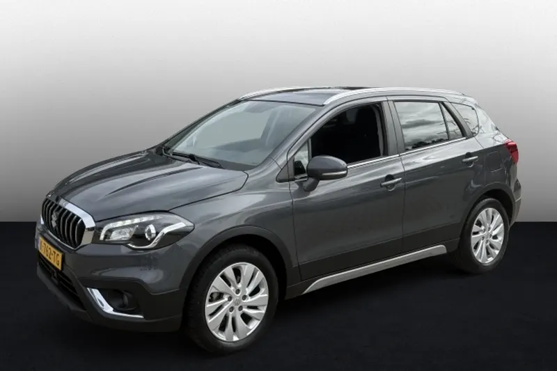 Suzuki S-Cross (2021)