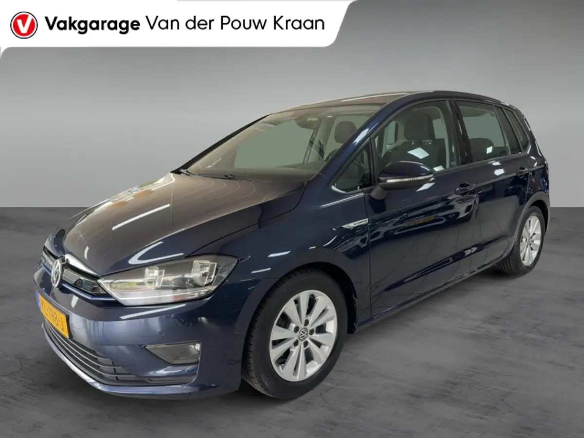 Volkswagen Golf Sportsvan (2016) — foto 1