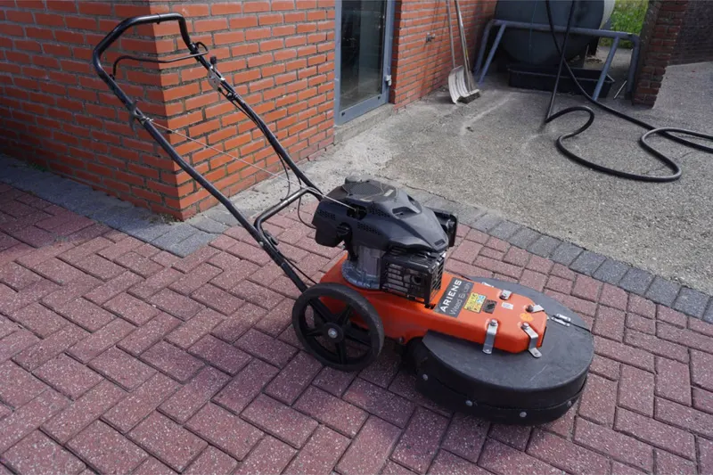 ARIENS Onkruidborstel (2026)