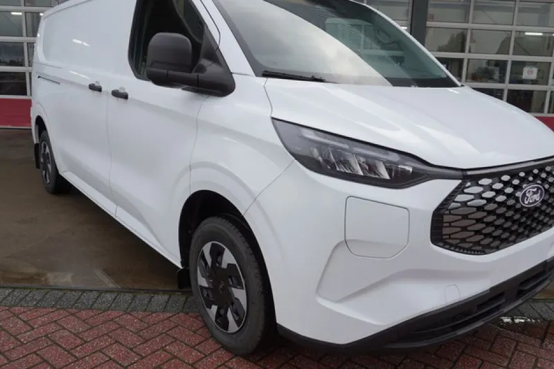 Ford E-Transit (2025)
