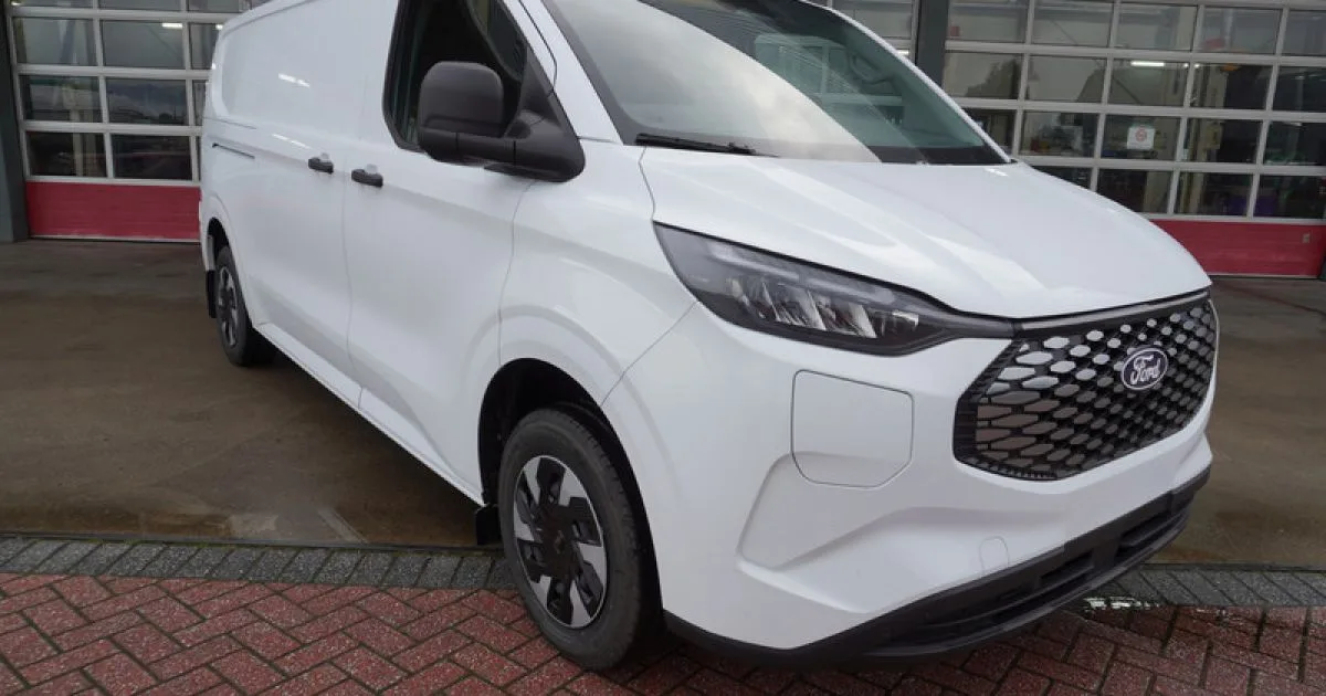 Ford E-Transit (2025) — foto 1
