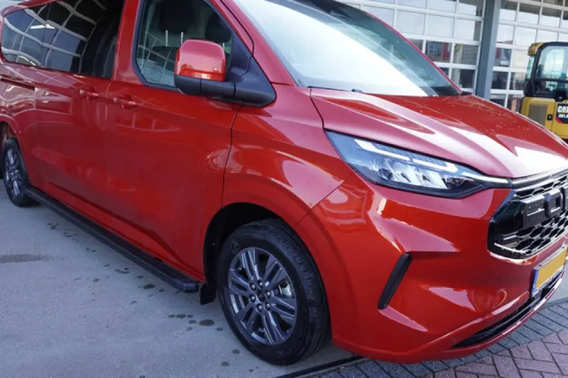 Ford Transit Custom (2024)