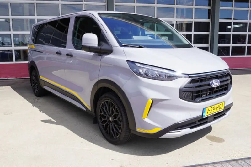 Ford Transit Custom (2024)