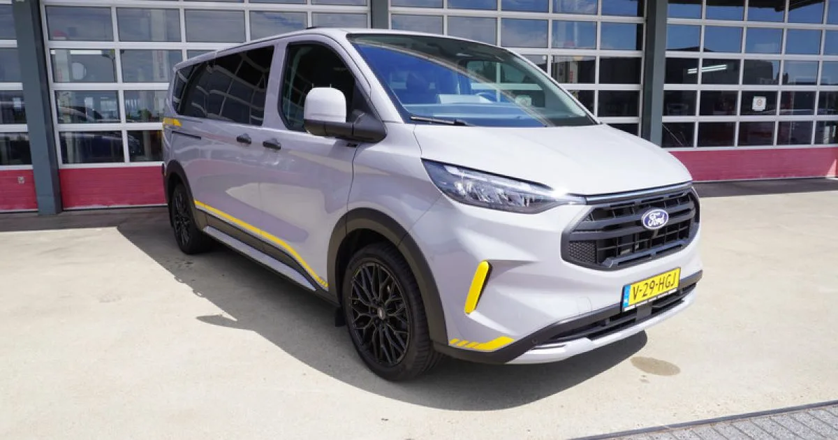 Ford Transit Custom (2024) — foto 1