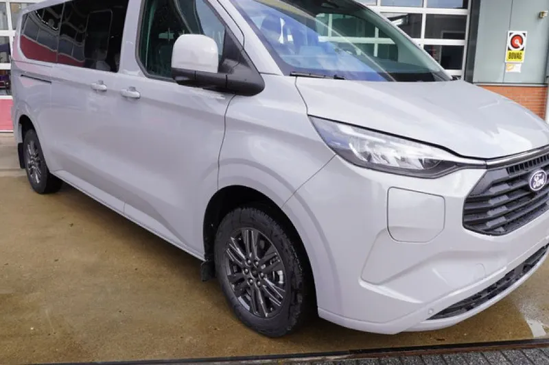 Ford Transit Custom (2026)