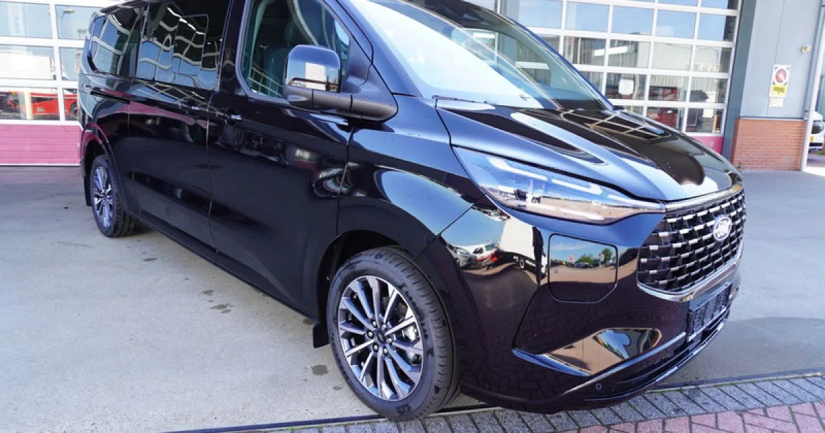 Ford Transit Custom (2026) — foto 1