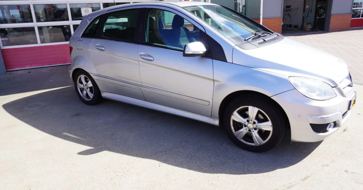 Mercedes-Benz B-Klasse (2009) — foto 1