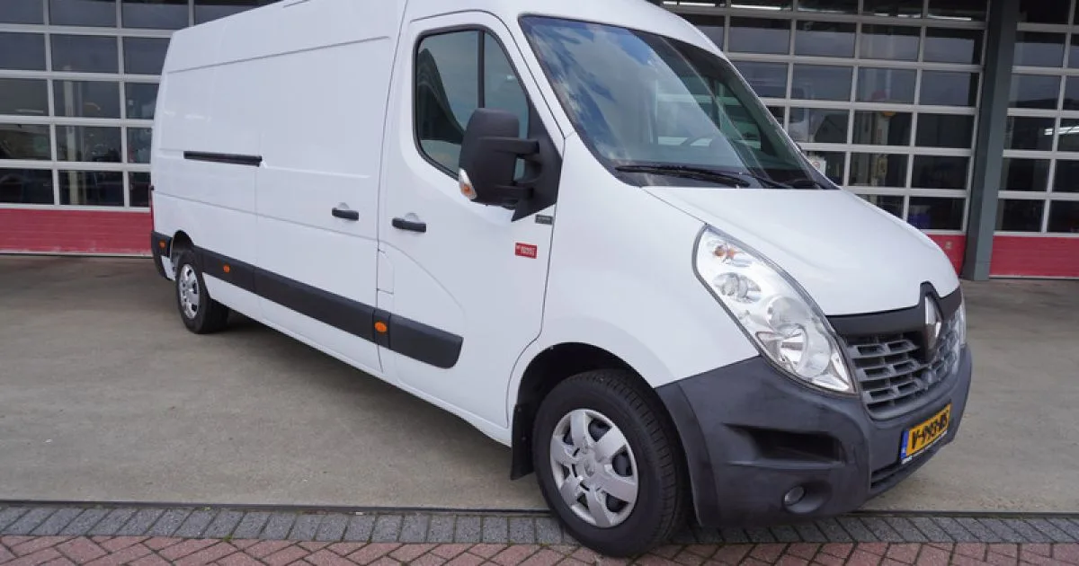 Renault Master (2018) — foto 1