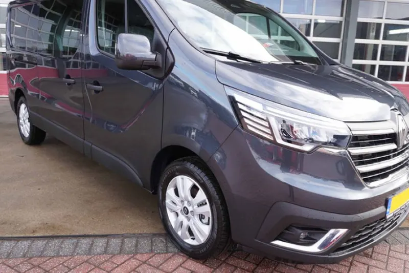 Renault Trafic (2024)