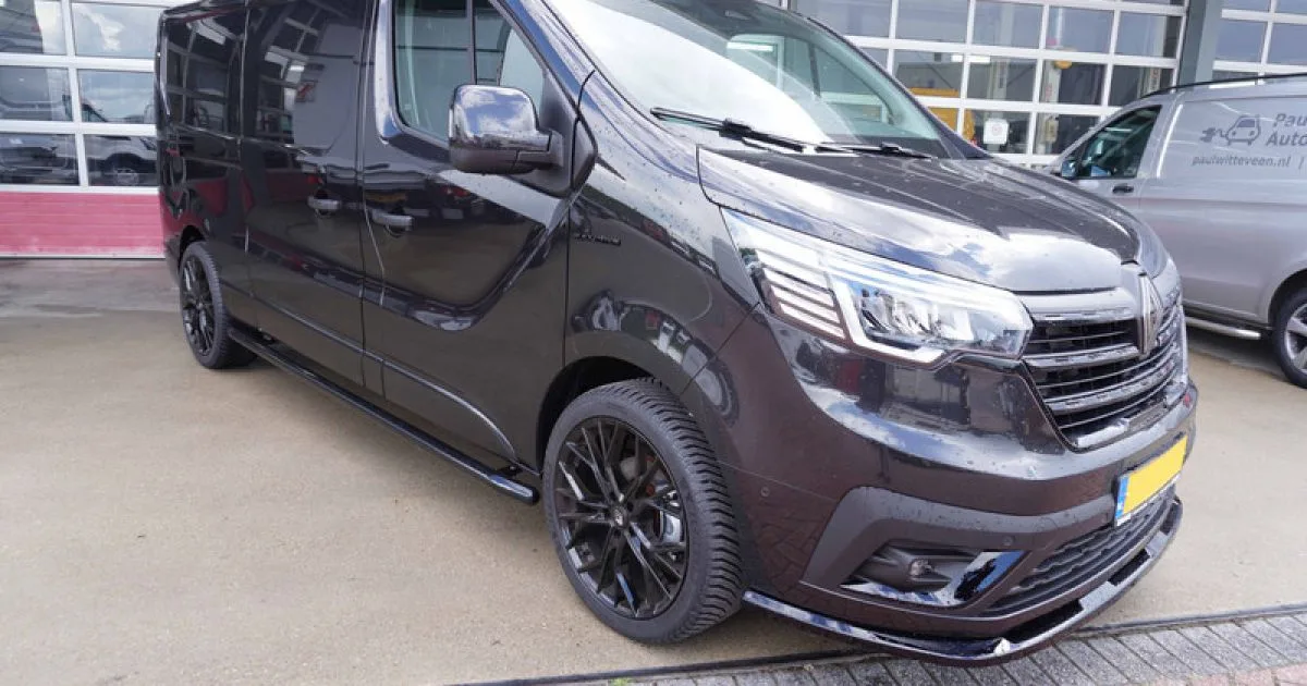 Renault Trafic (2024) — foto 1