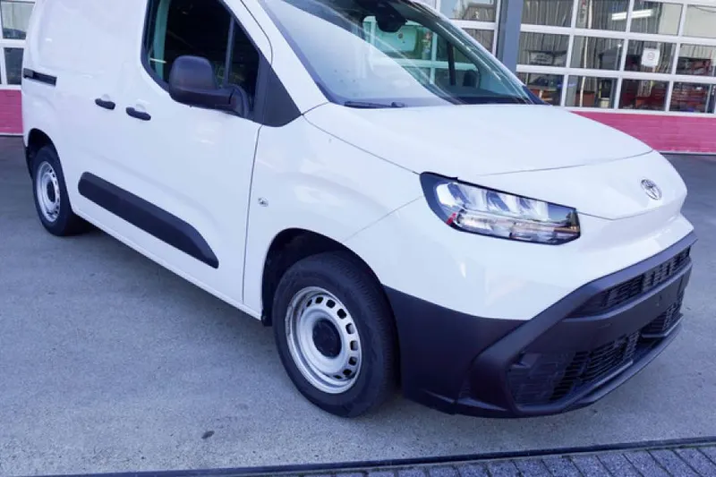 Toyota ProAce City (2024)