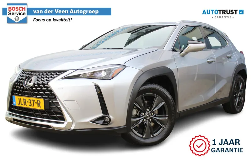 Lexus UX (2024)