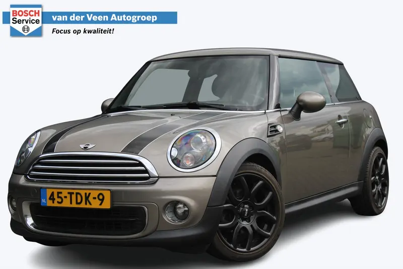 MINI One (2012)