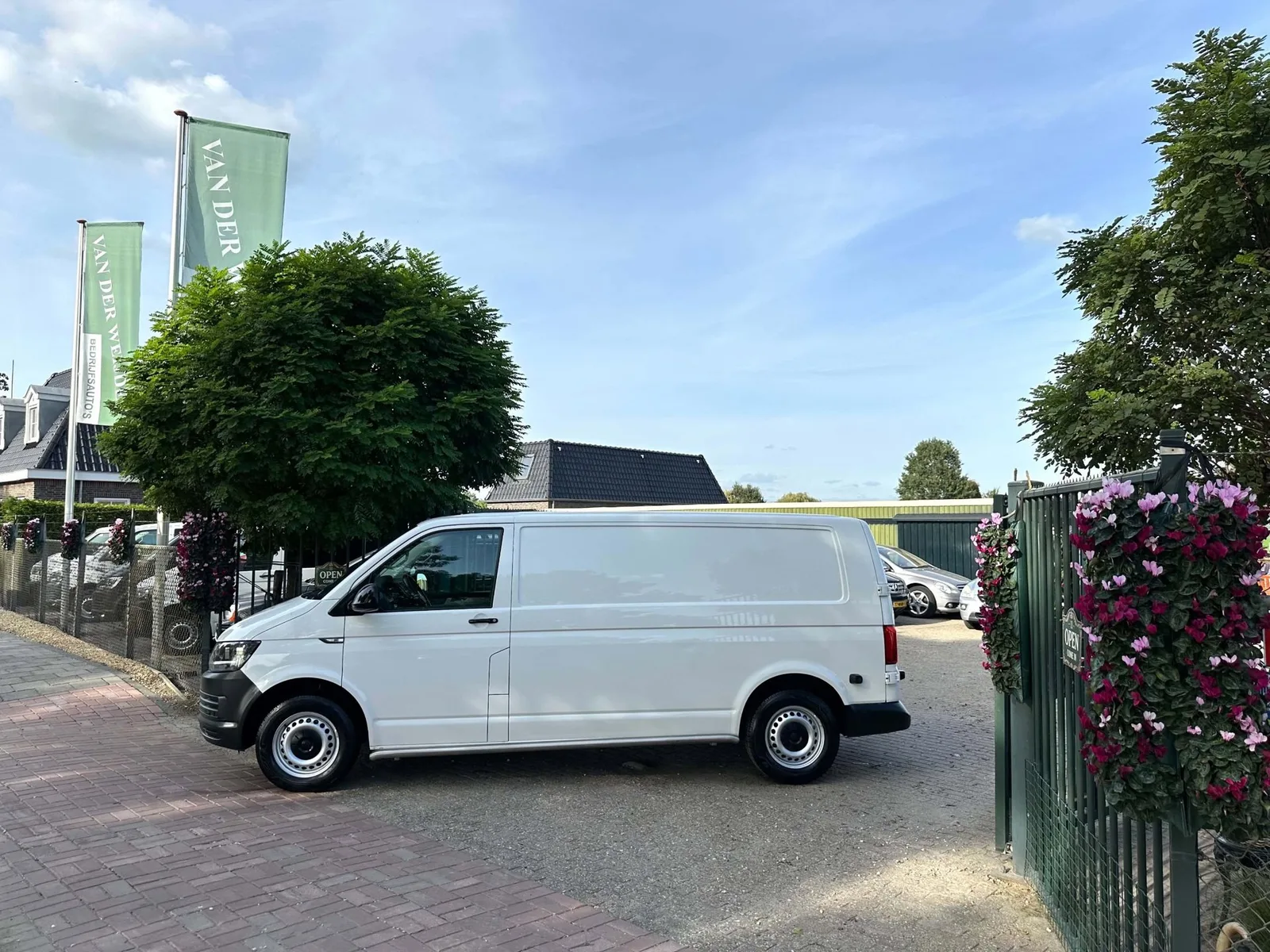 Volkswagen Transporter (2016) — foto 1