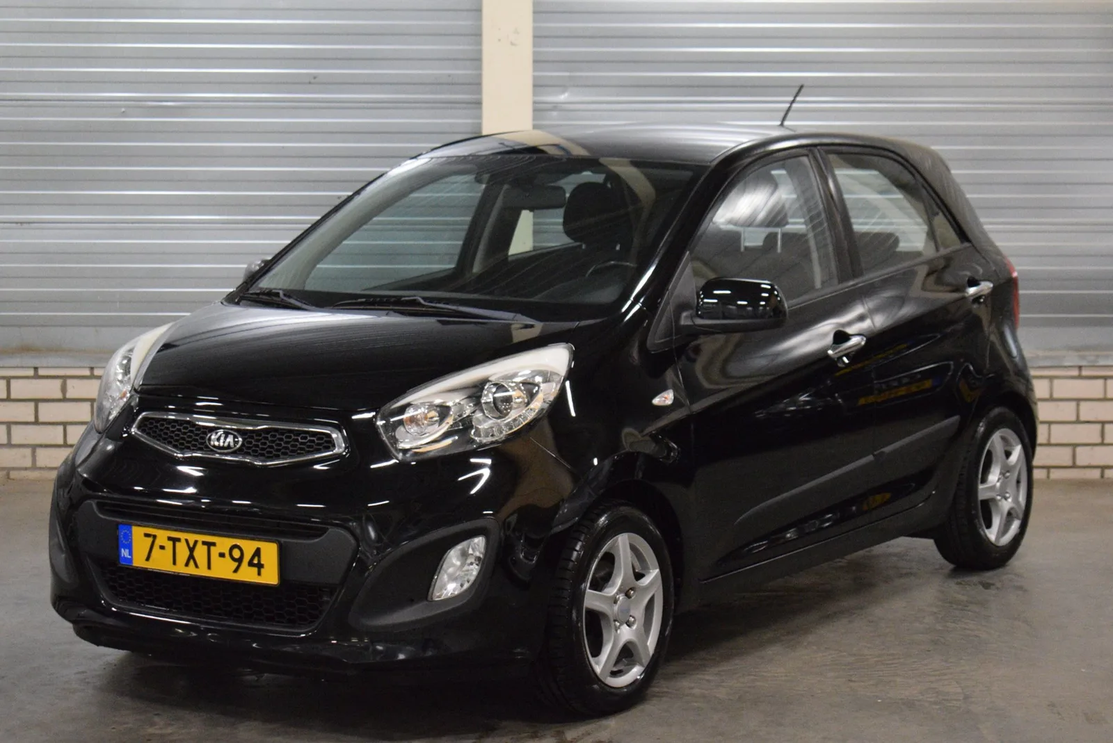 Kia Picanto (2014) — foto 1