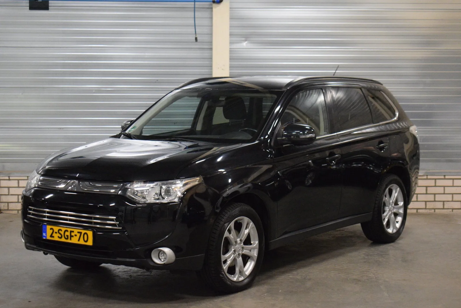 Mitsubishi Outlander (2013) — foto 1
