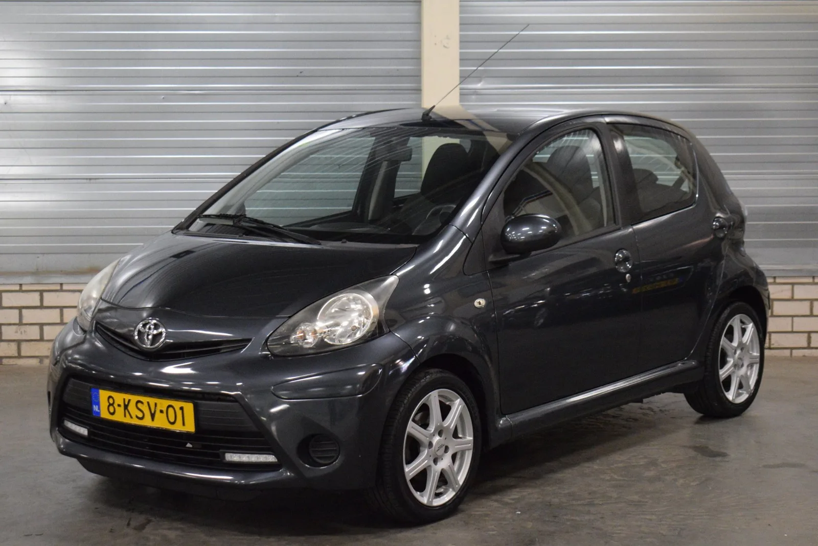 Toyota Aygo (2013) — foto 1