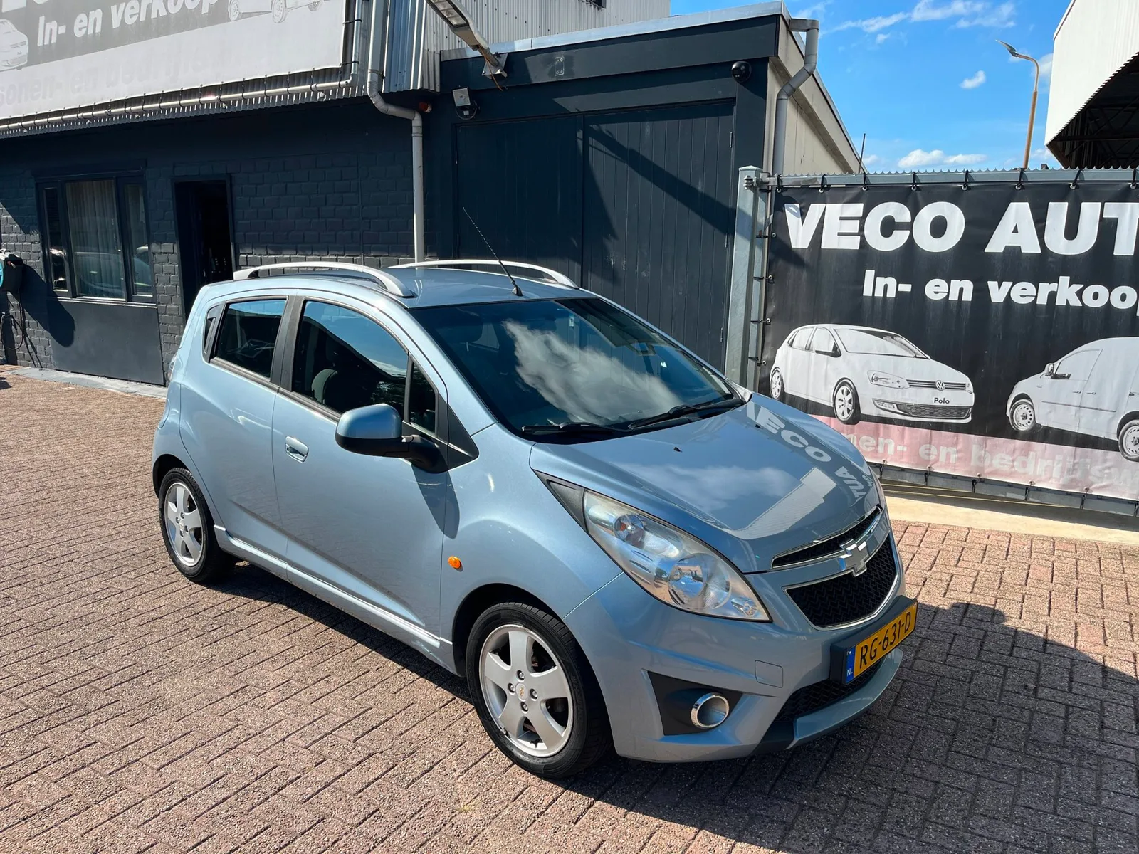 Chevrolet Spark (2011) — foto 1