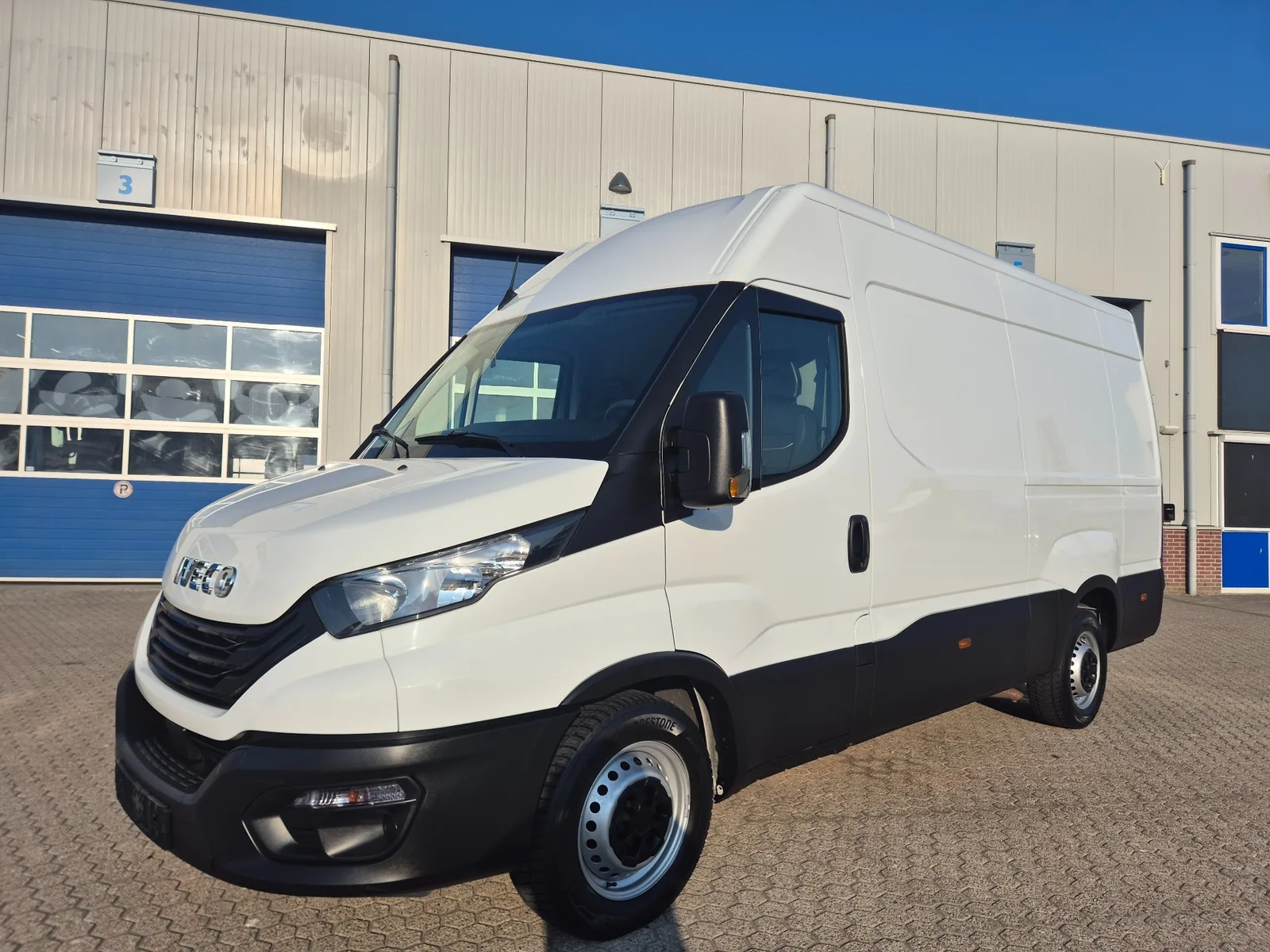 Iveco Daily (2023) — foto 1