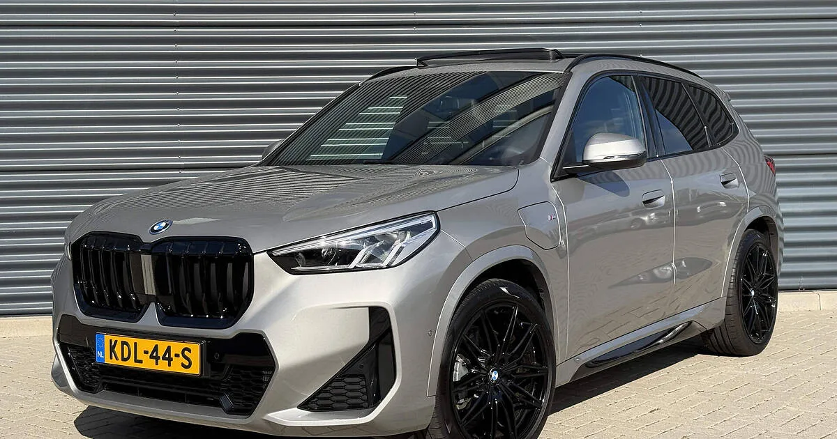BMW X1 (2025) — foto 1