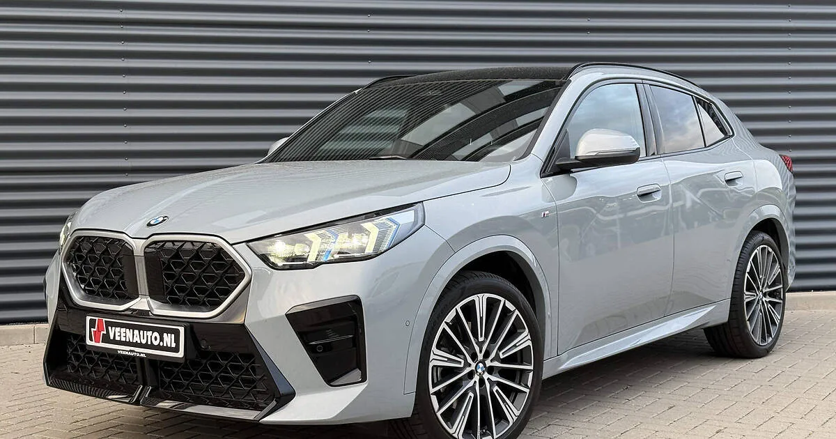 BMW X2 (2024) — foto 1