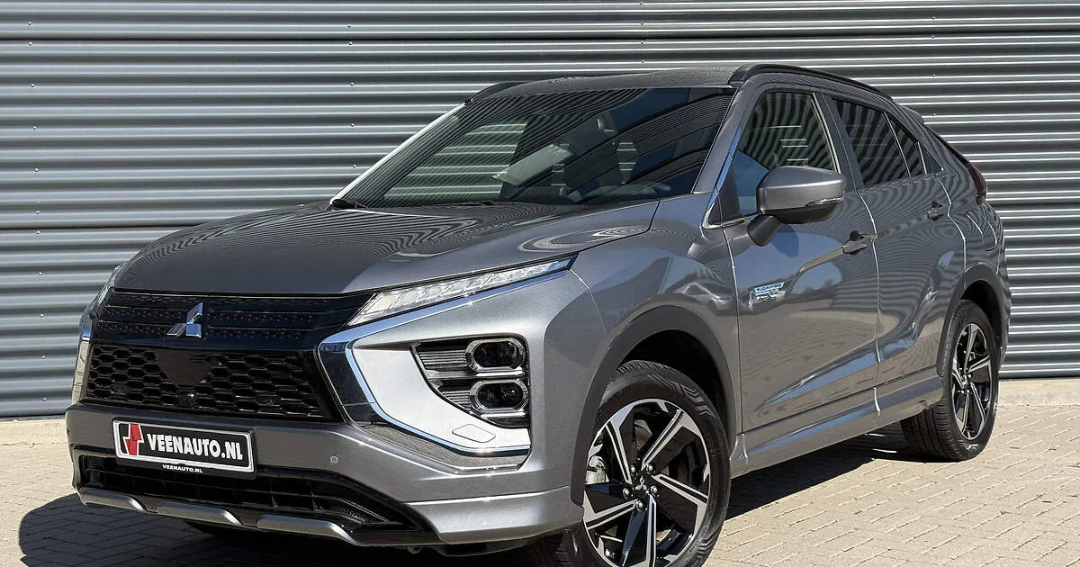 Mitsubishi Eclipse Cross (2024) — foto 1