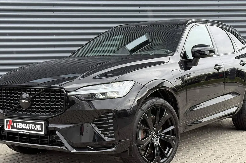 Volvo XC60 (2024)