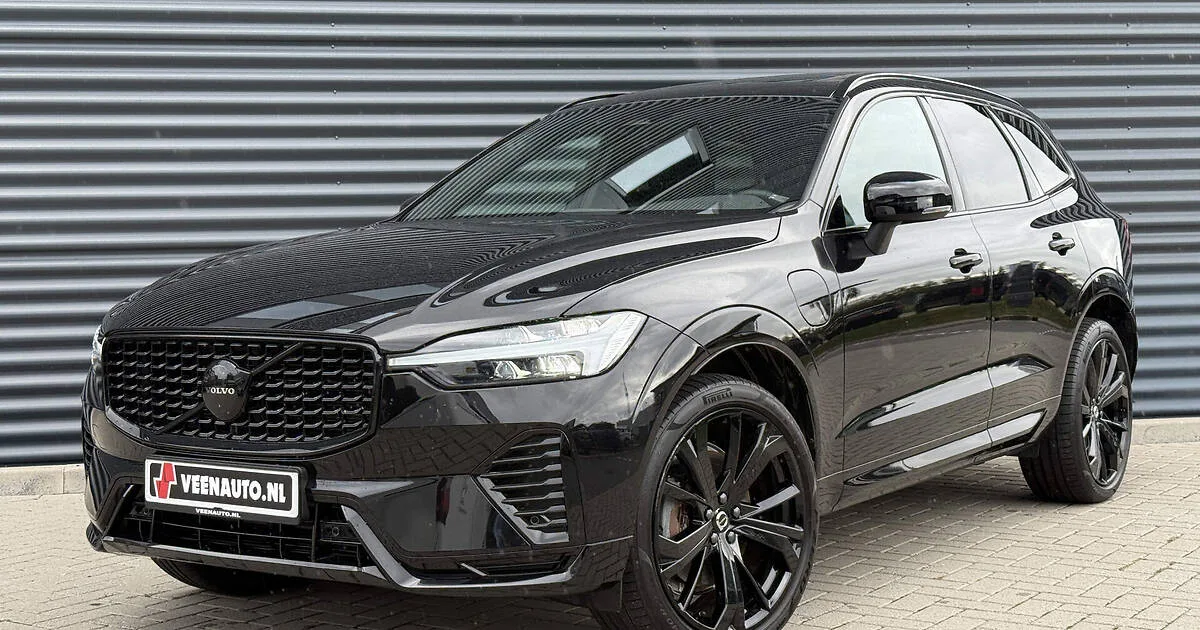 Volvo XC60 (2024) — foto 1