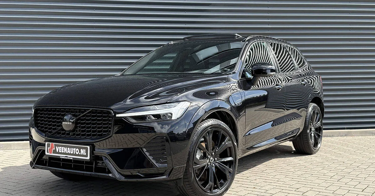 Volvo XC60 (2024) — foto 1