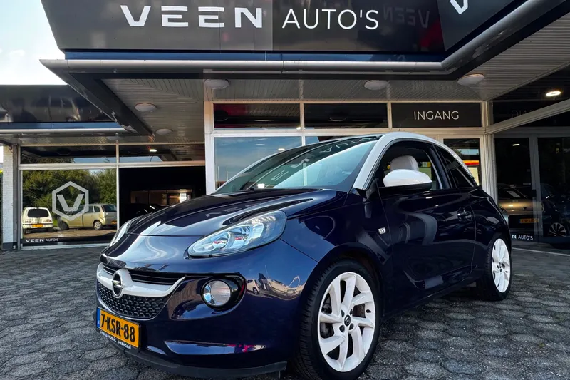 Opel Adam (2013)