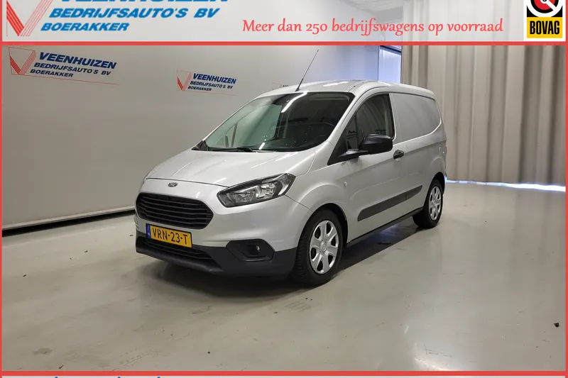Ford Transit Courier (2022)