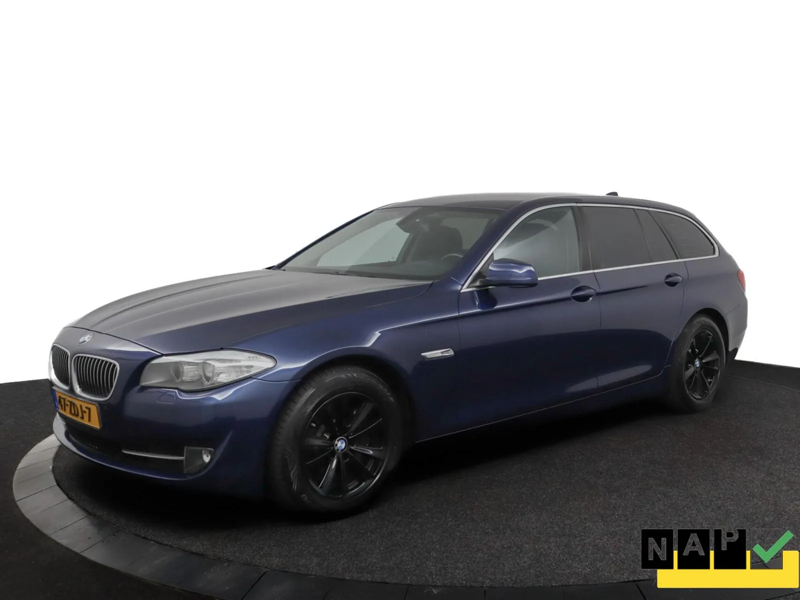 BMW 5-Serie (2012) — foto 1