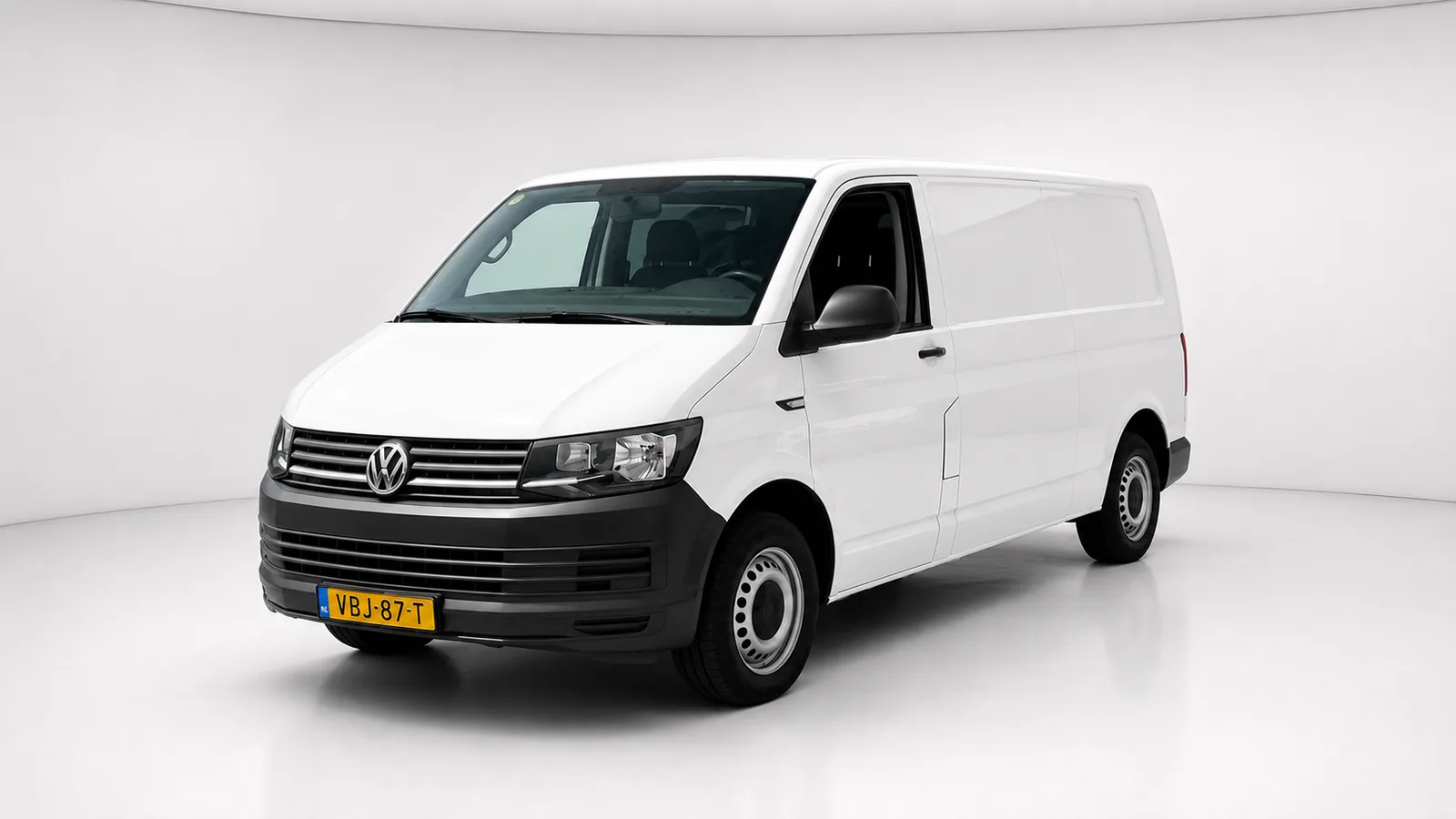 Volkswagen Transporter (2019) — foto 1